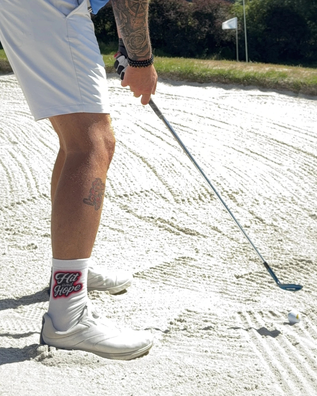 HIT AND HOPE Golf Socks - Basic White