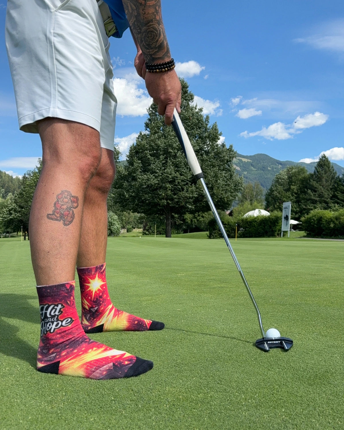 HIT AND HOPE Golf Socks - Galaxy Red Orange
