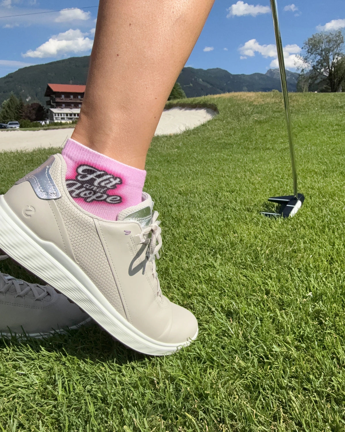 HIT AND HOPE Quarter Socks - Basic Pink